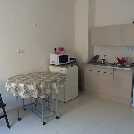 Studio On Batenberg 15 * פומורי