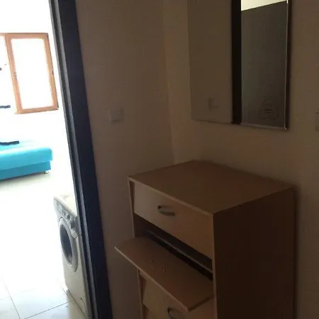 Studio On Batenberg 15 פומורי